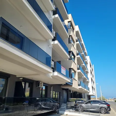 Sunrise Breeze 아파트